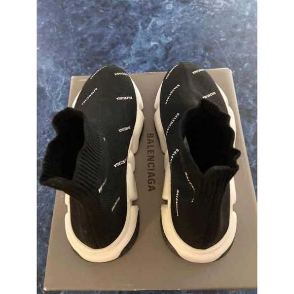 Balenciaga All Over Logo Sock Sneakers Kids EU 29-30/US 12-12.5 - Picture 3 of 10